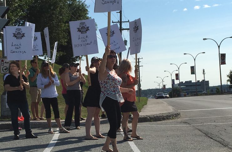 Lockout at Hôtel Le Président: Meeting Called by Conciliator